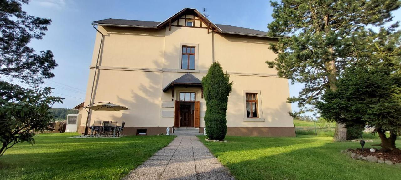 Апартаменты Sulcburg Cetenov Экстерьер фото